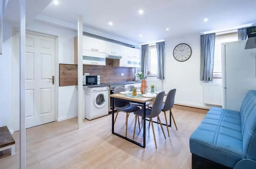 Cityscape Budget Apartments Szoevetseg 1 Budapeşte
